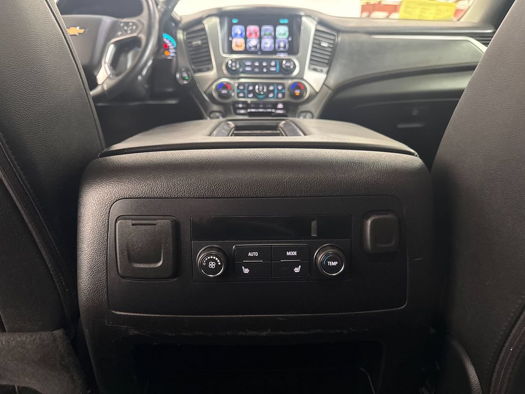 Used 2017 Chevrolet Tahoe LT w/ Luxury Package AWD/4WD image 18