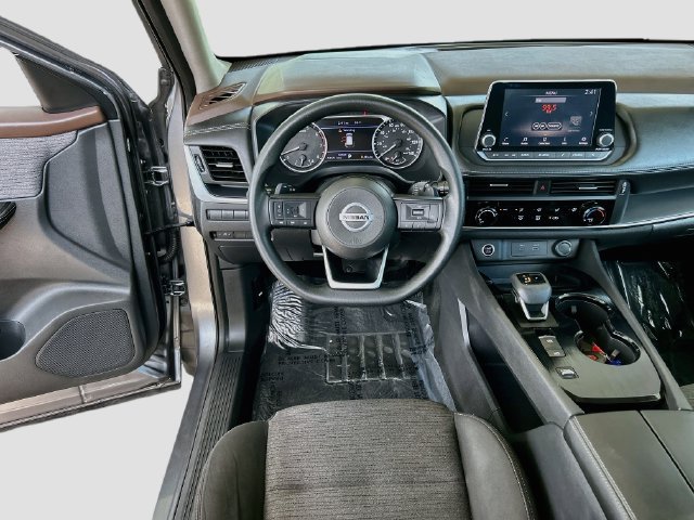 Used 2021 Nissan Rogue S FWD image 16