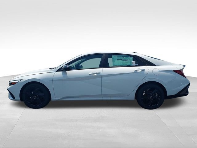 New 2026 Hyundai Elantra Sport FWD image 2