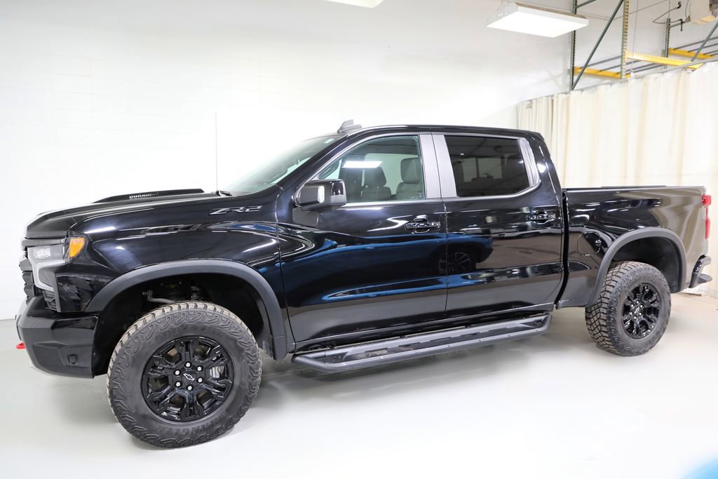 Used 2024 Chevrolet Silverado 1500 ZR2 w/ Technology Package AWD/4WD image 16