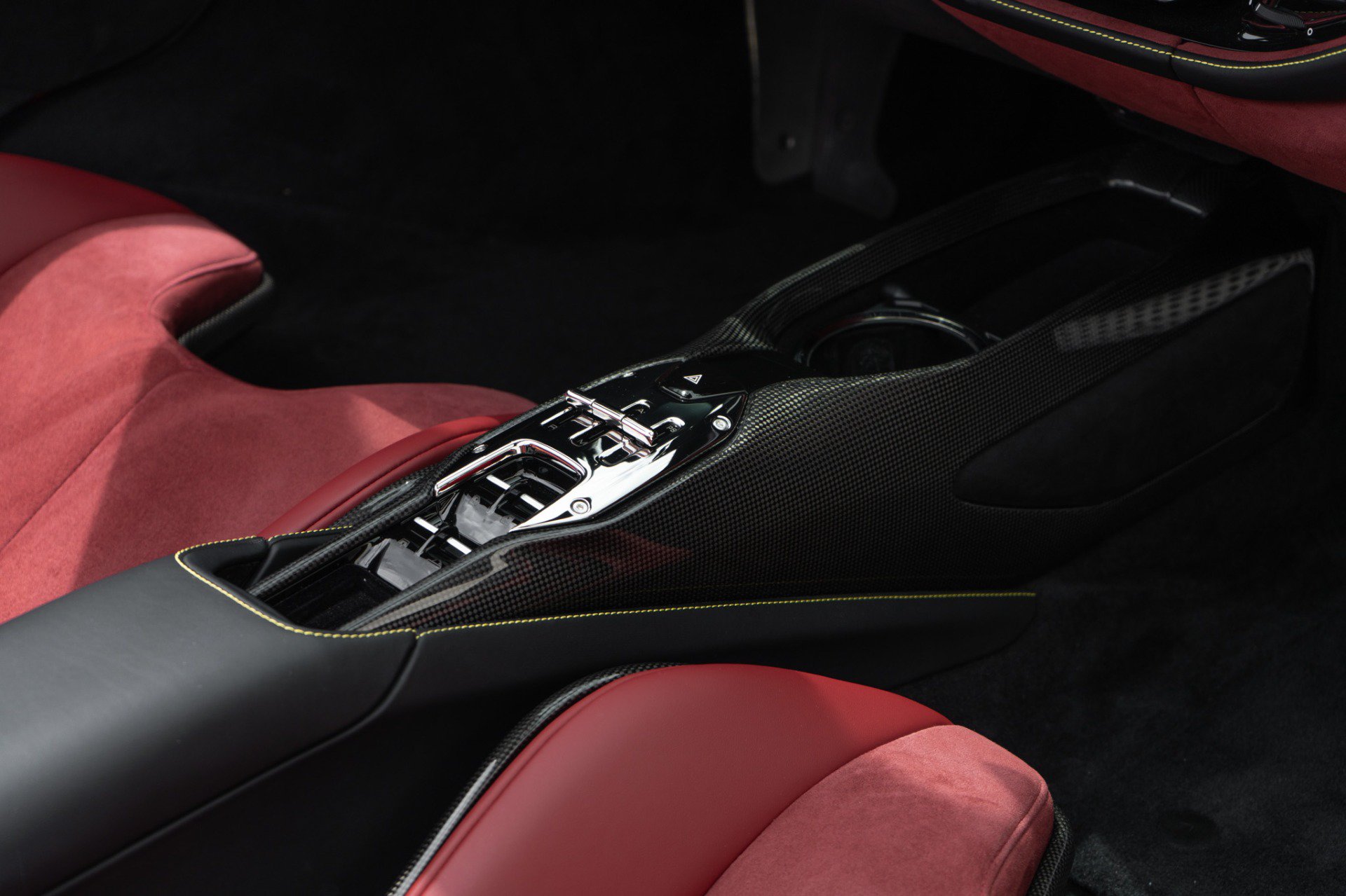 Used 2023 Ferrari SF90 Spider AWD/4WD image 20