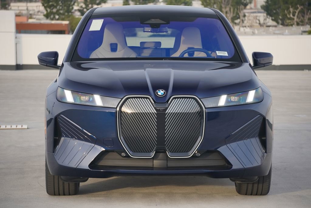 New 2026 BMW iX xDrive45 w/ Premium Package image 2