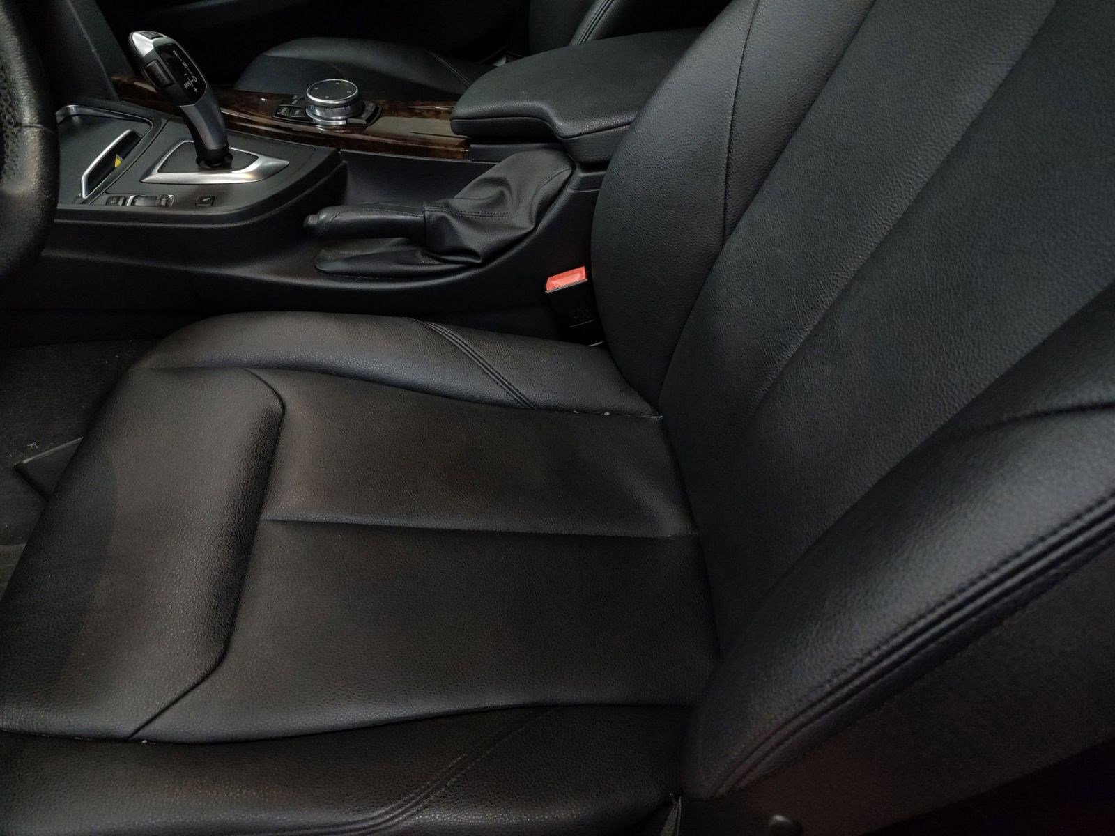 Used 2017 BMW 320i xDrive Sedan image 22