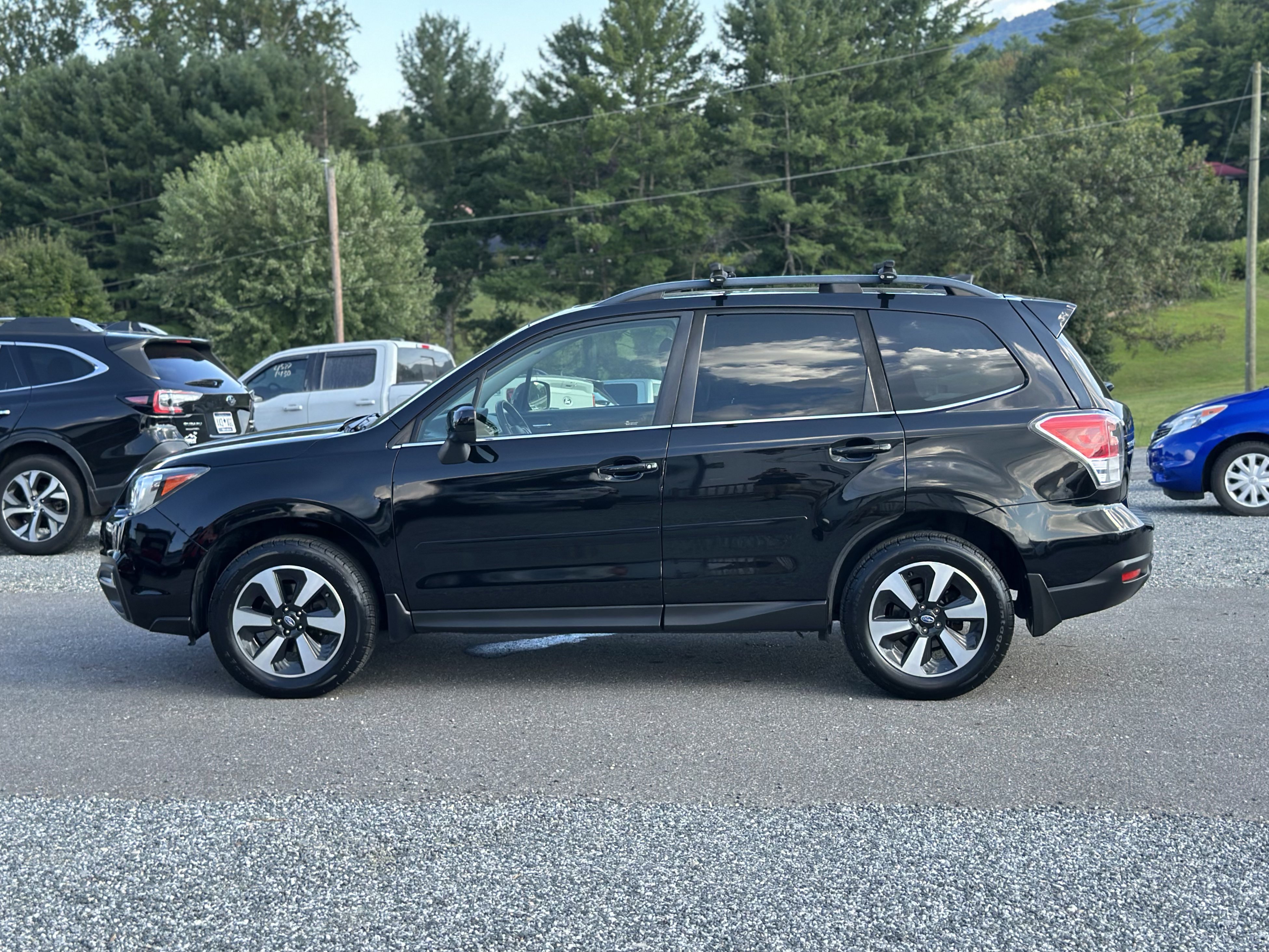 Used 2018 Subaru Forester 2.5i Limited AWD/4WD image 6