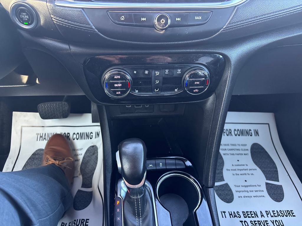 Used 2021 Buick Encore GX Select w/ Sport Touring Package image 24