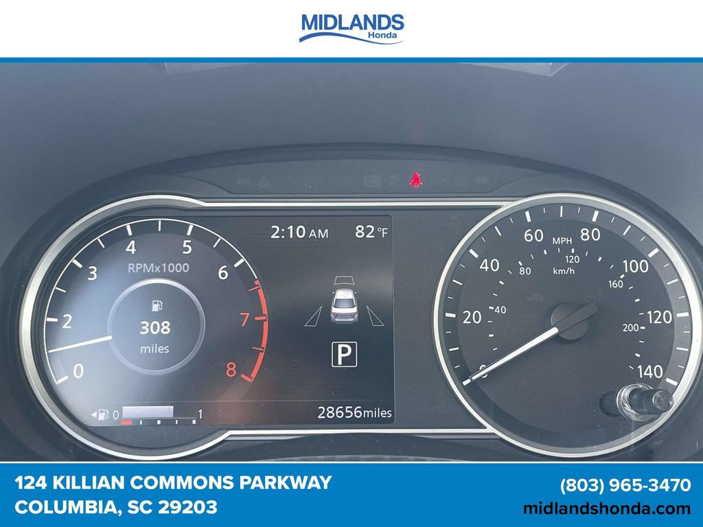 Used 2025 Nissan Versa SV FWD image 18