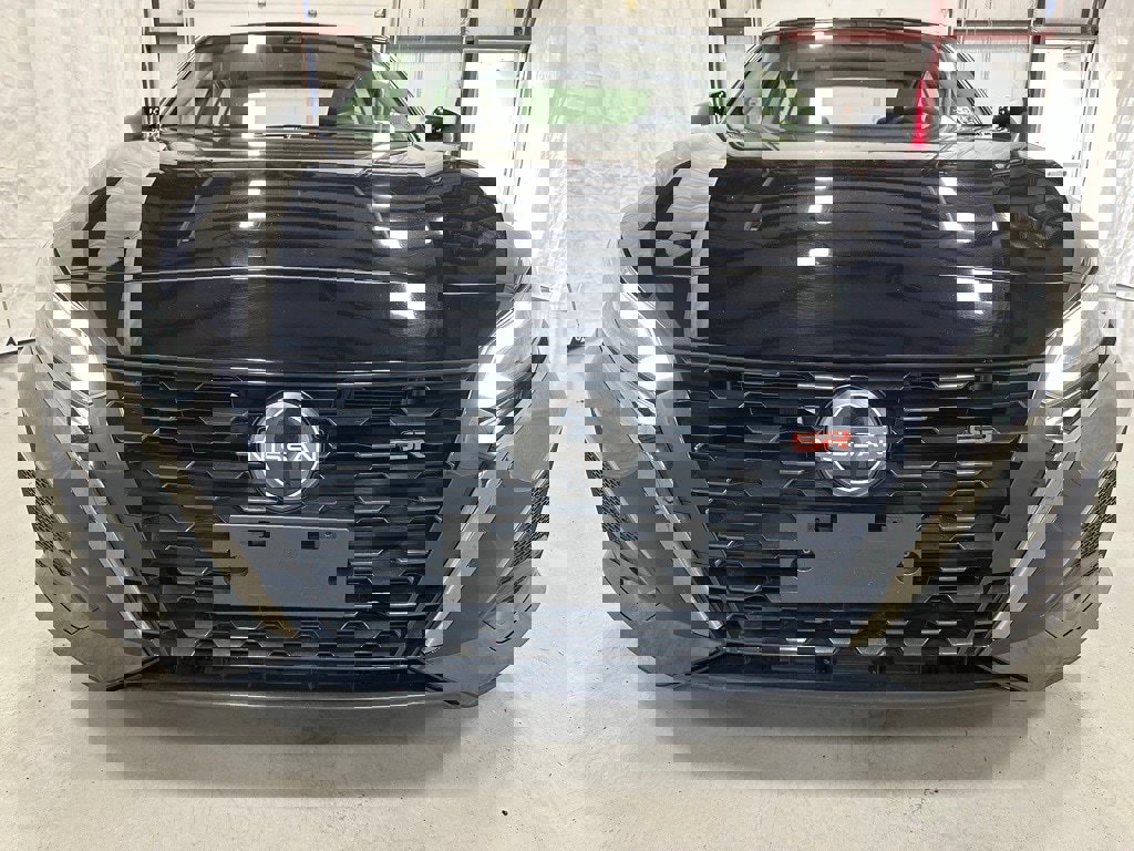 Used 2024 Nissan Altima 2.5 SR image 2