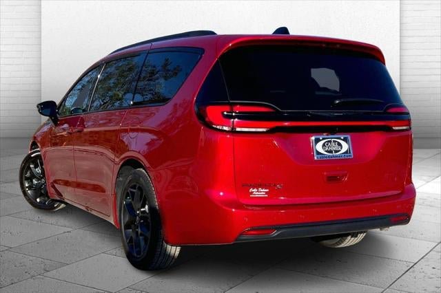 New 2026 Chrysler Pacifica Select w/ S Appearance Package FWD image 32