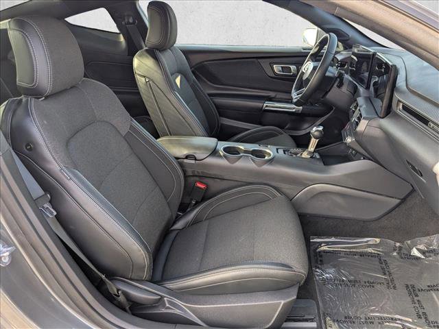 Used 2025 Ford Mustang EcoBoost image 19