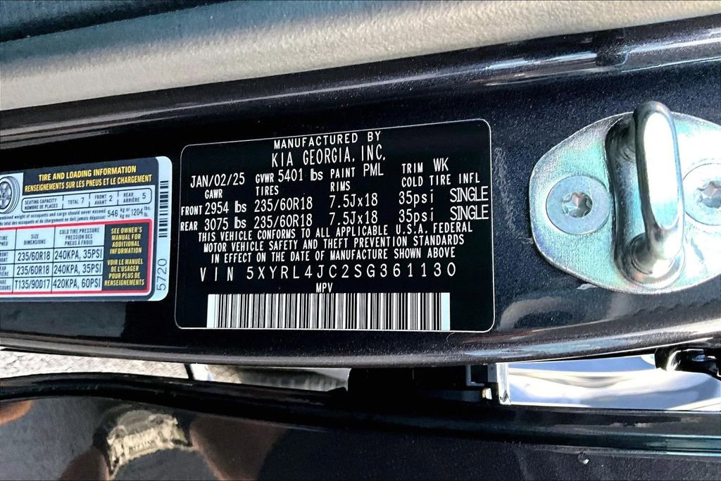 Used 2025 Kia Sorento S w/ Panoramic Sunroof Package image 17