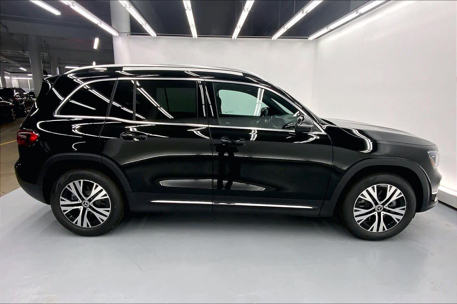 Used 2026 Mercedes-Benz GLB 250 image 8
