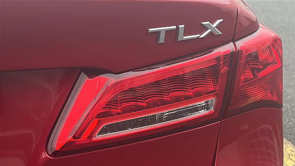 Used 2020 Acura TLX image 7