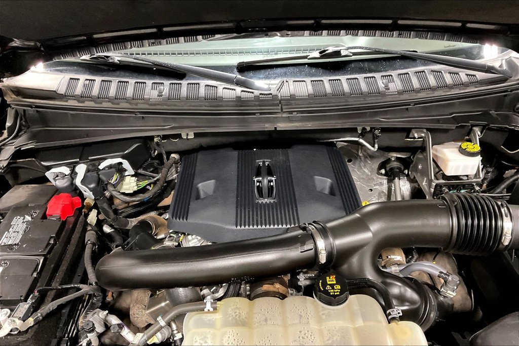 Used 2024 Lincoln Navigator Black Label AWD/4WD image 11