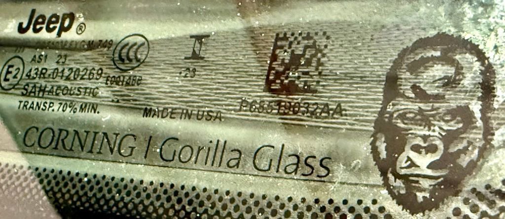 Used 2024 Jeep Wrangler Unlimited image 33