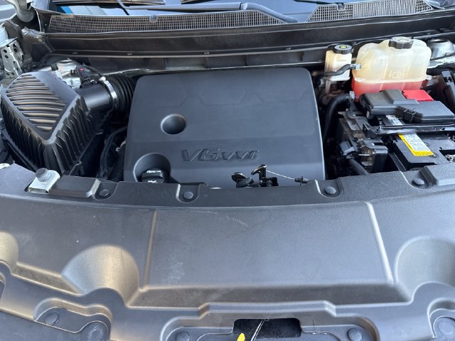 Certified 2022 Chevrolet Traverse LS FWD image 22