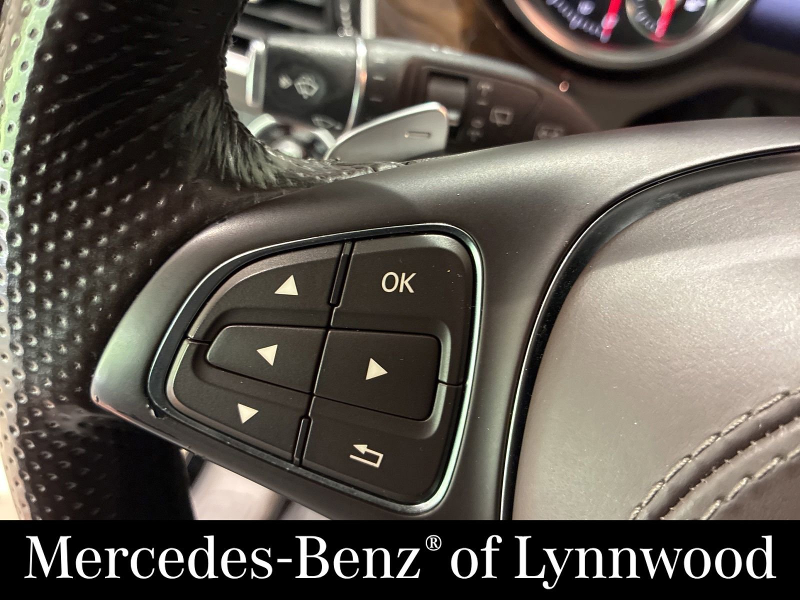 Used 2019 Mercedes-Benz GLS 450 4MATIC image 11
