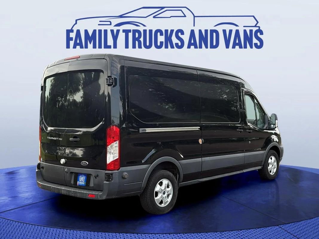 Used 2017 Ford Transit 250 148 Medium Roof image 5