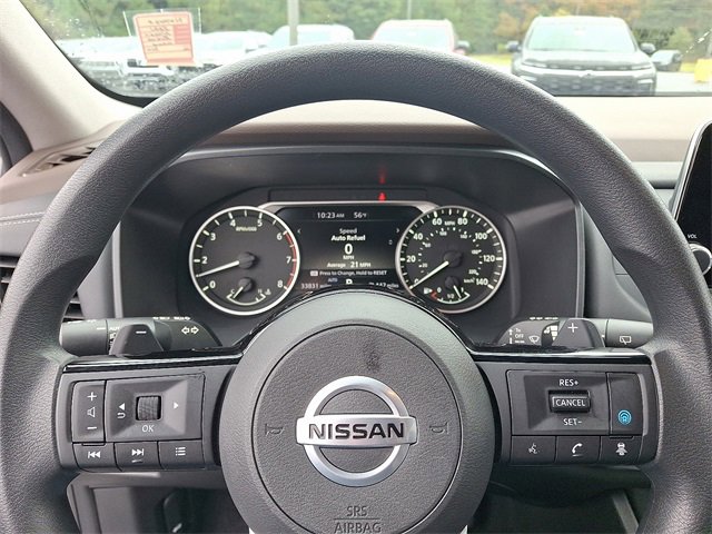 Used 2021 Nissan Rogue SV image 18