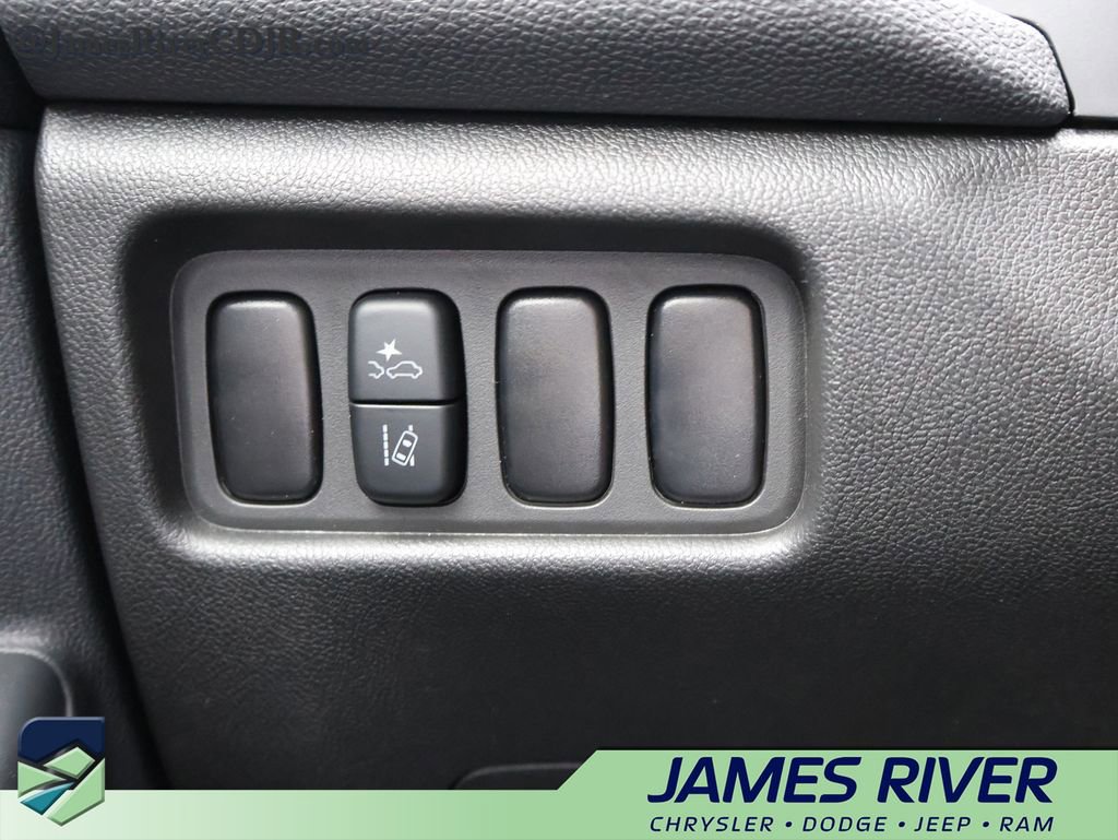 Used 2025 Mitsubishi Outlander Sport LE AWD/4WD image 50