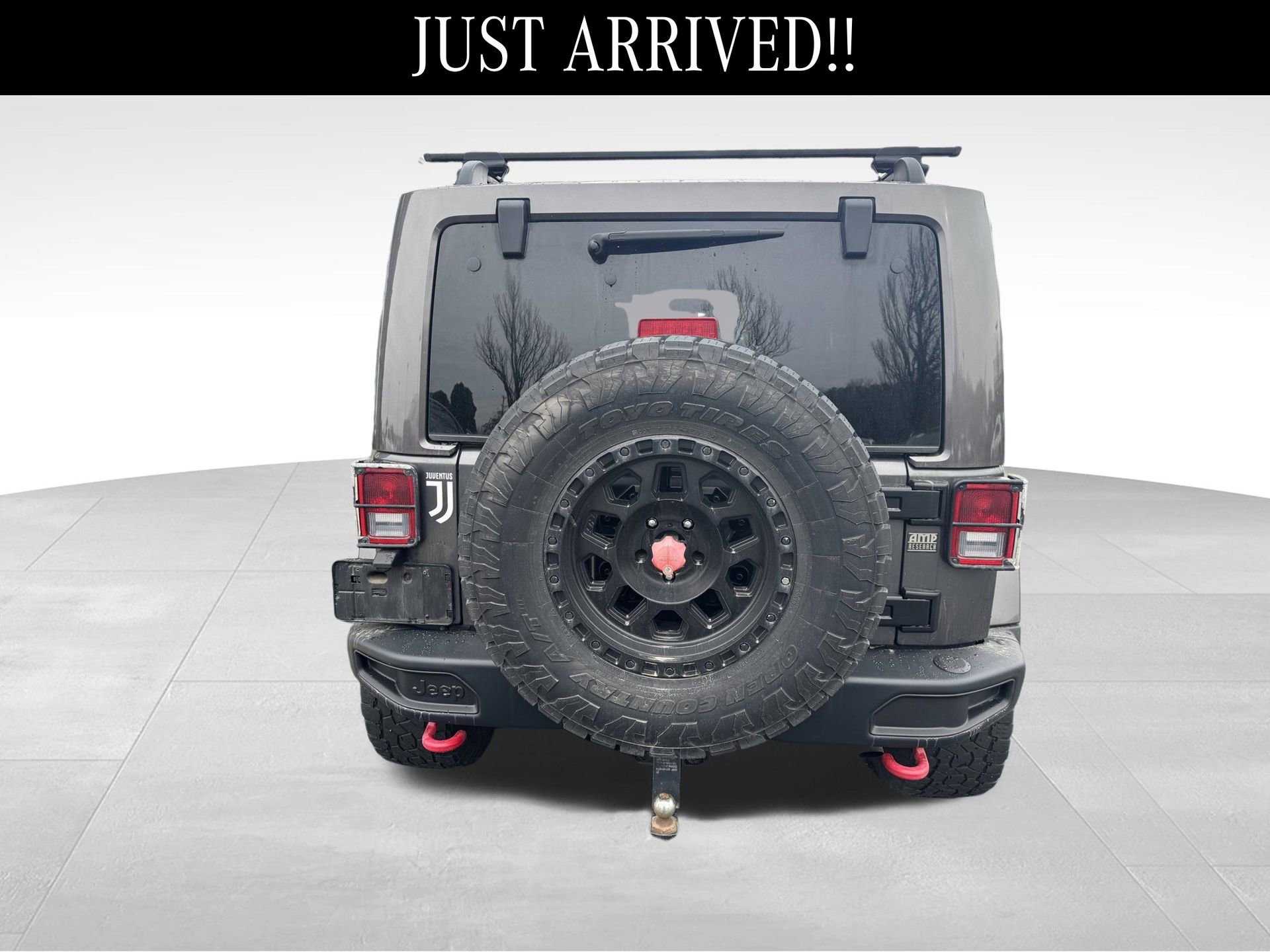 Used 2017 Jeep Wrangler Unlimited Rubicon image 4