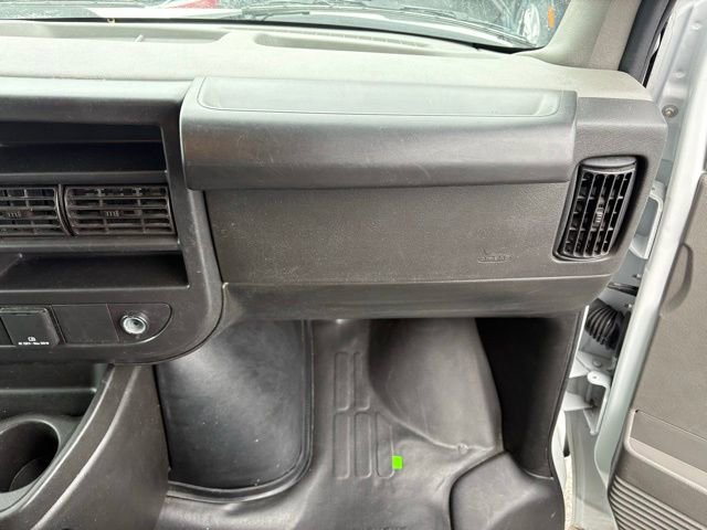 Used 2024 GMC Savana 2500 w/ Driver Convenience Package image 23