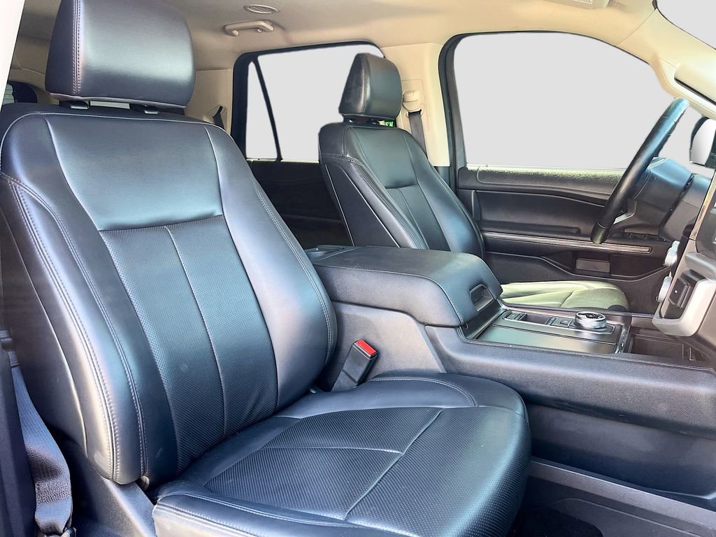 Used 2022 Ford Expedition XLT RWD image 29
