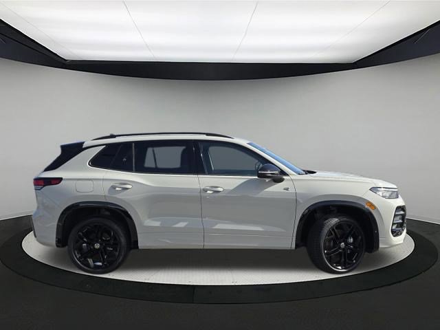 New 2026 Volkswagen Tiguan SE R-Line image 8