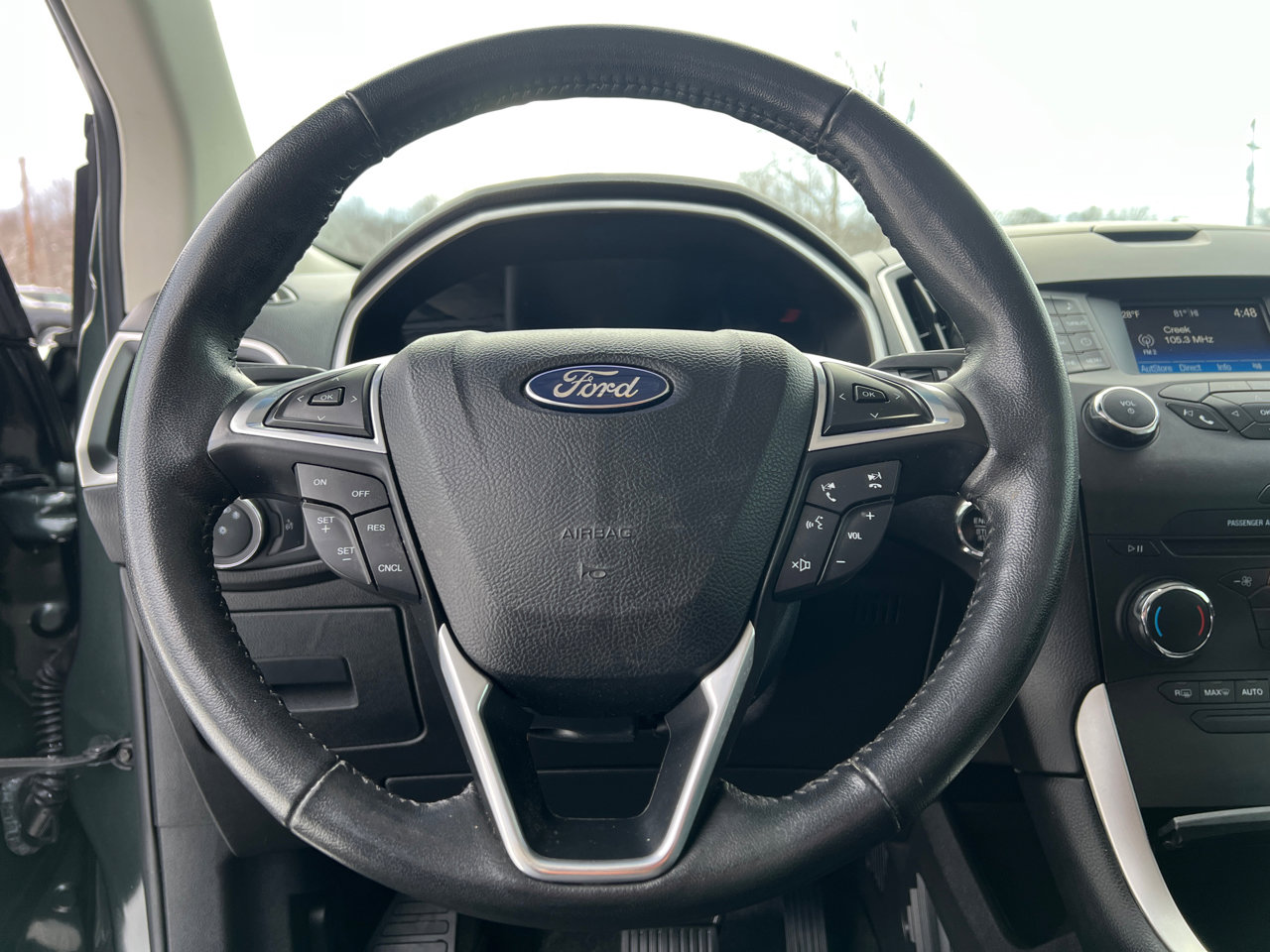 Used 2015 Ford Edge SEL image 22