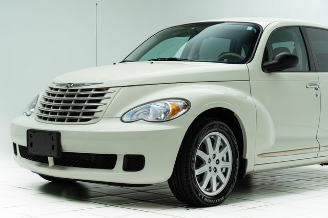 Used 2007 Chrysler PT Cruiser Touring w/ Fleet Value Group I image 10