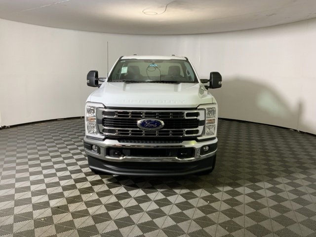New 2025 Ford F350 XLT w/ 360-Degree Camera Package image 3