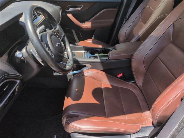 Used 2017 Jaguar F-PACE S AWD/4WD image 25