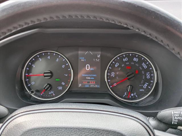 Used 2020 Toyota RAV4 XLE image 11