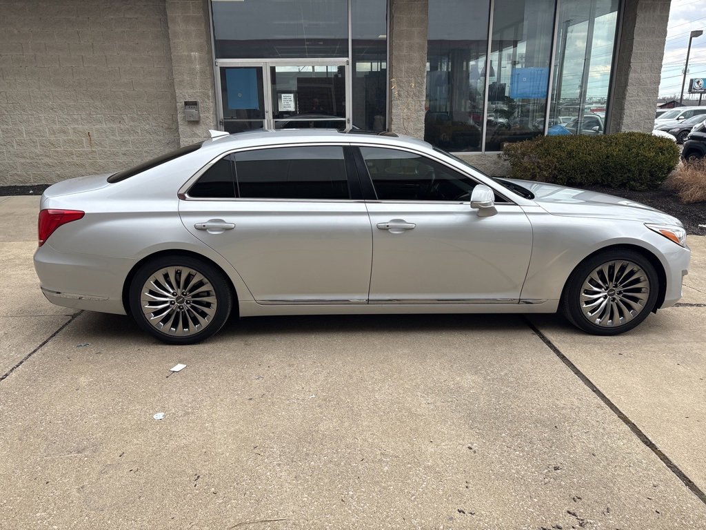 Used 2018 Genesis G90 3.3T Premium image 6