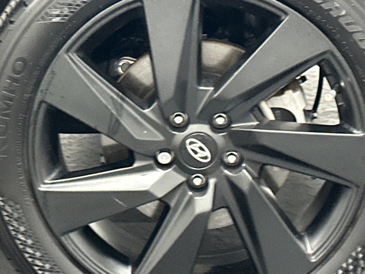 Used 2024 Hyundai Santa Cruz Night image 5