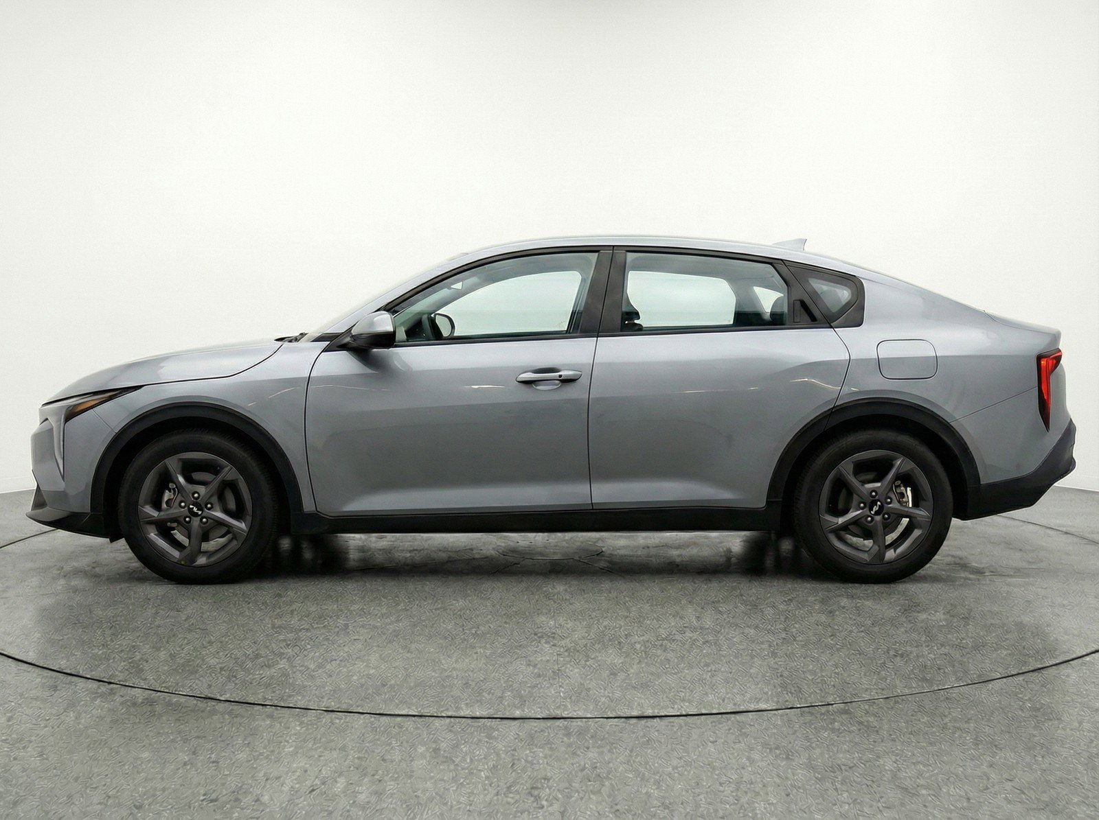 Used 2025 Kia K4 LXS image 5
