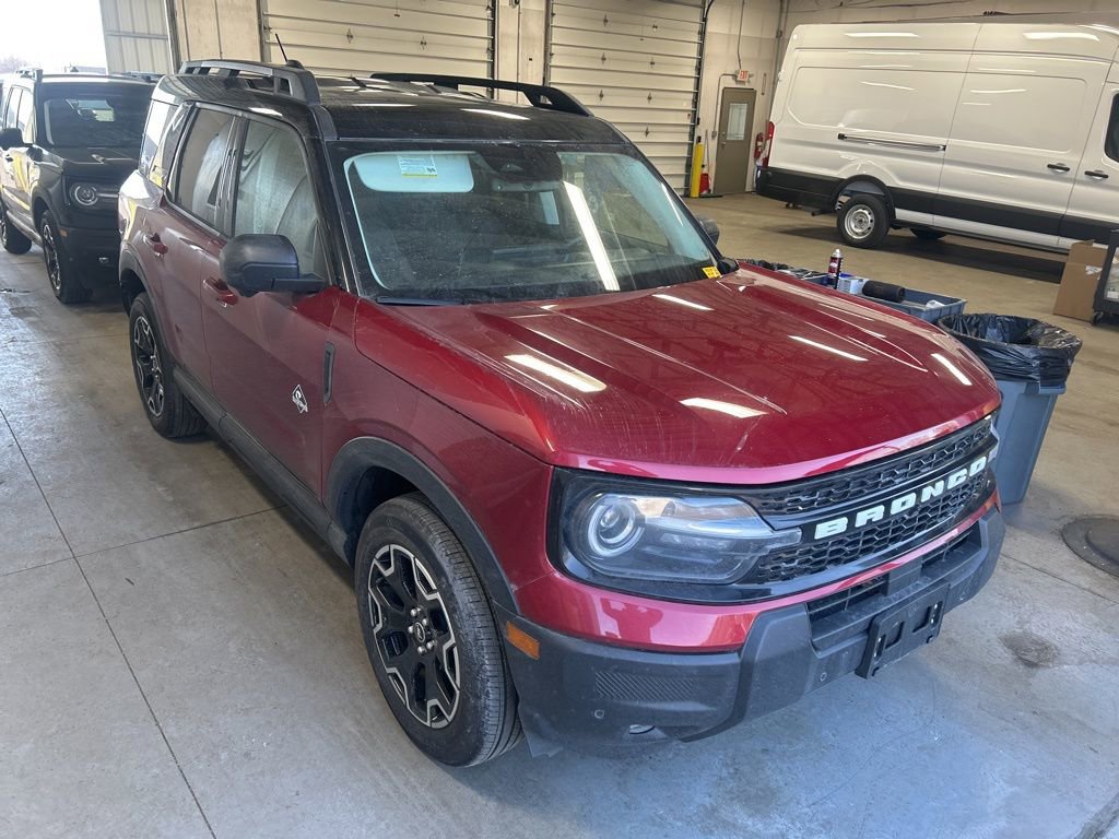 Used 2025 Ford Bronco Sport Outer Banks w/ Outer Banks Tech Package+ image 1