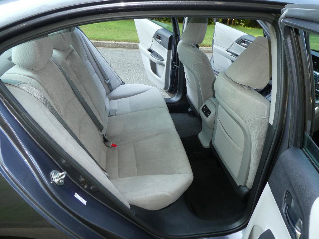 Used 2013 Honda Accord EX image 7