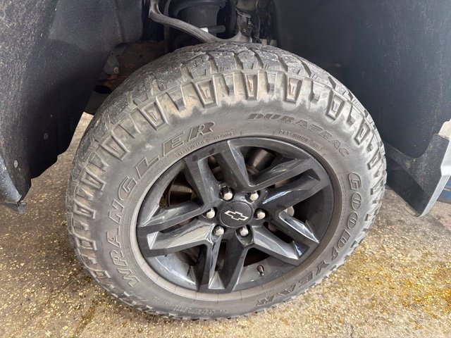 Used 2022 Chevrolet Silverado 1500 LT Trail Boss w/ LT Trail Boss Premium Package AWD/4WD image 13