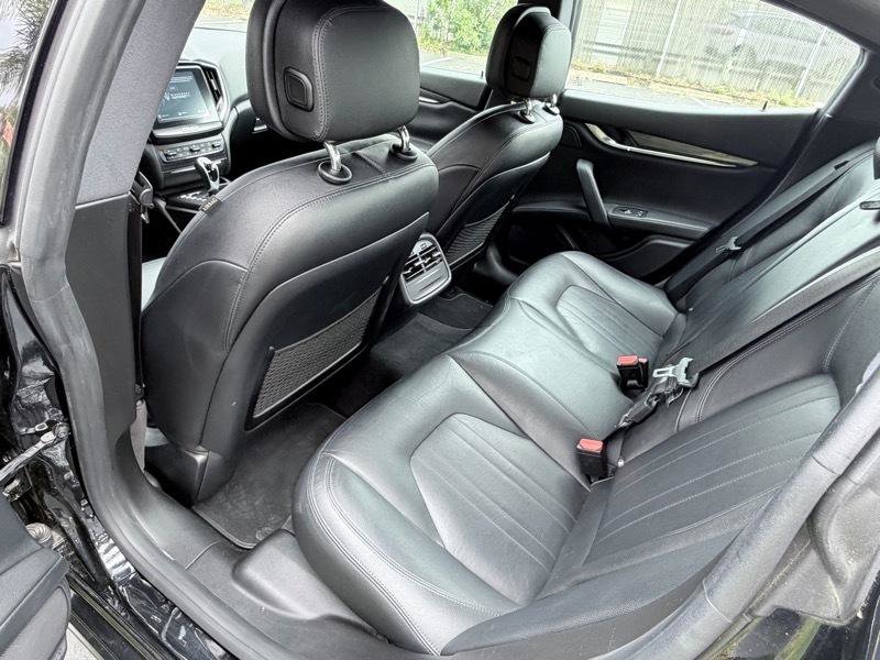 Used 2018 Maserati Ghibli image 17