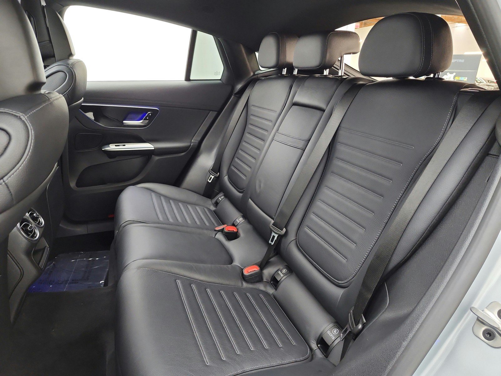 Used 2024 Mercedes-Benz GLC 300 4MATIC image 15