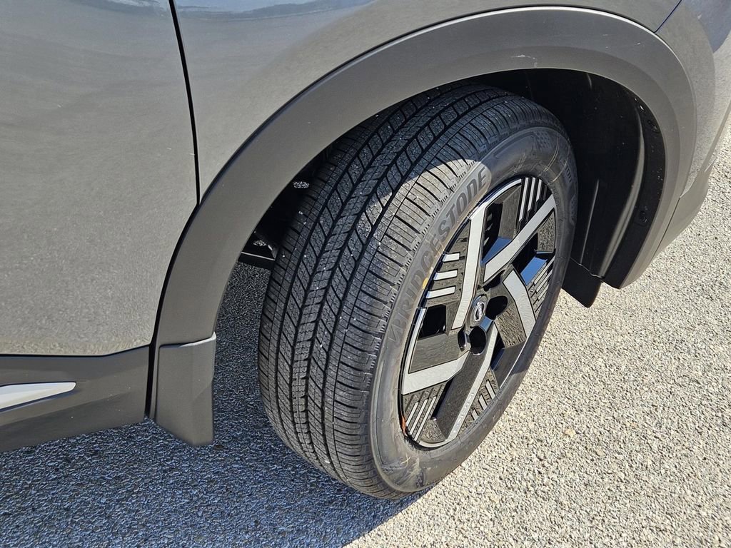 New 2026 Nissan Kicks SV image 4