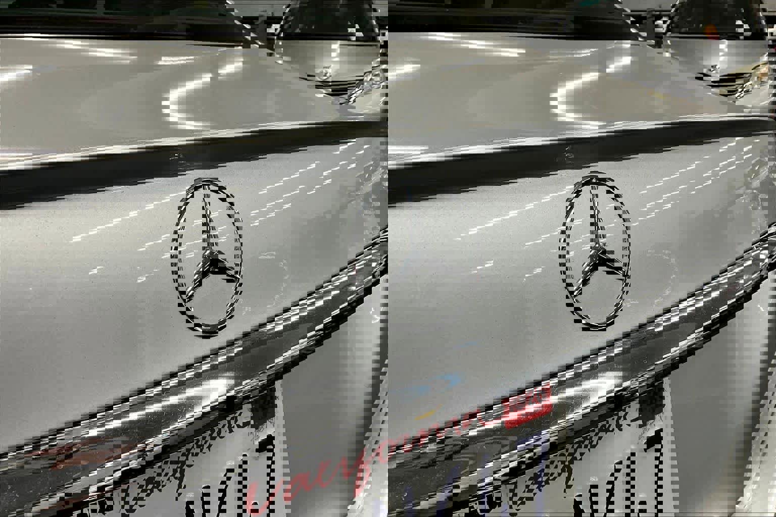 Used 2019 Mercedes-Benz E 300 image 30