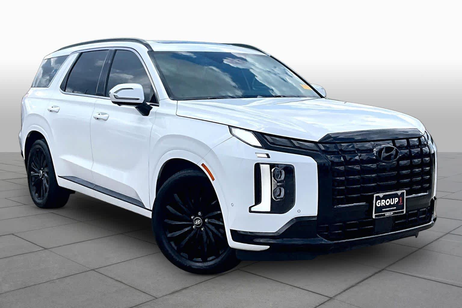 Used 2025 Hyundai Palisade Calligraphy AWD/4WD image 3