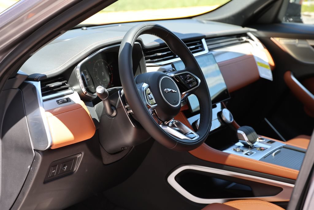 New 2026 Jaguar F-PACE R-Dynamic S AWD/4WD image 16