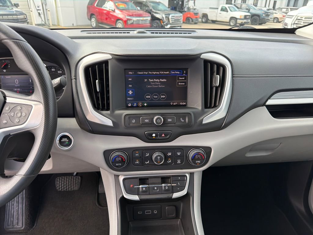 Used 2022 GMC Terrain SLE w/ Driver Convenience Package image 19