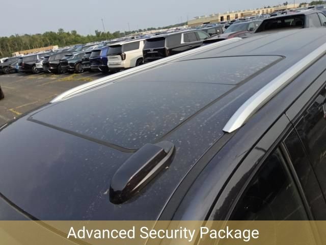 Used 2026 Chevrolet Suburban Premier AWD/4WD image 4