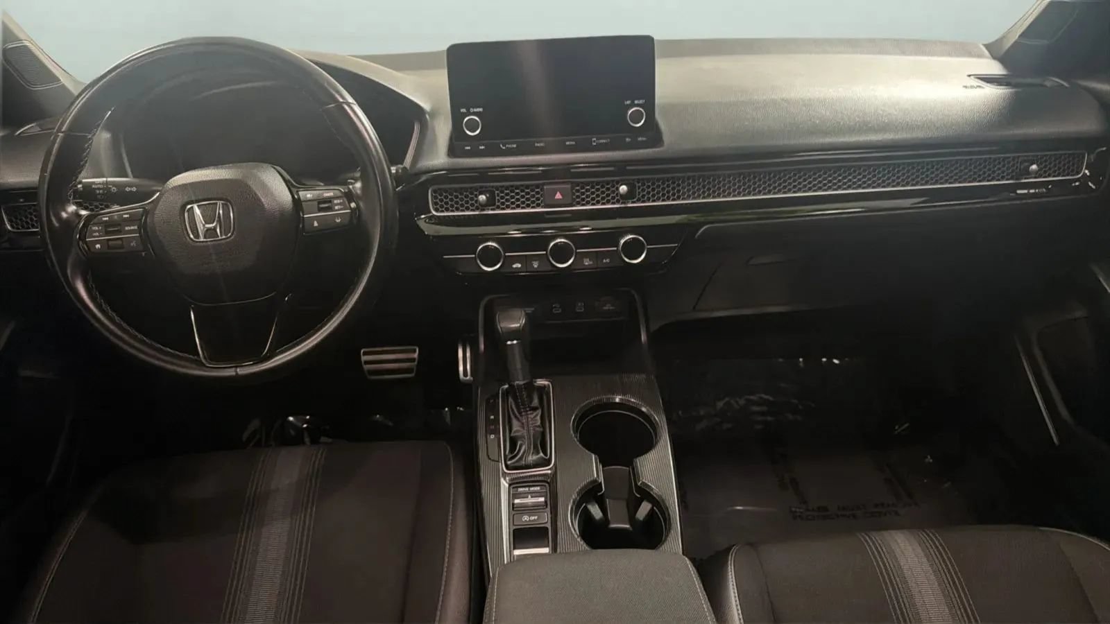 Used 2025 Honda Civic Sport image 16