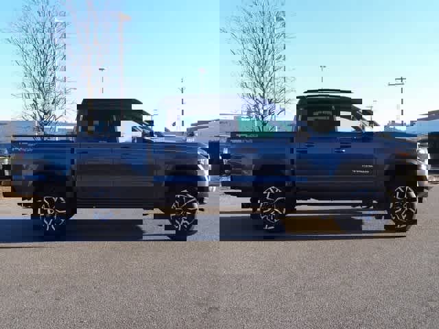 Used 2021 Toyota Tacoma TRD Sport image 5