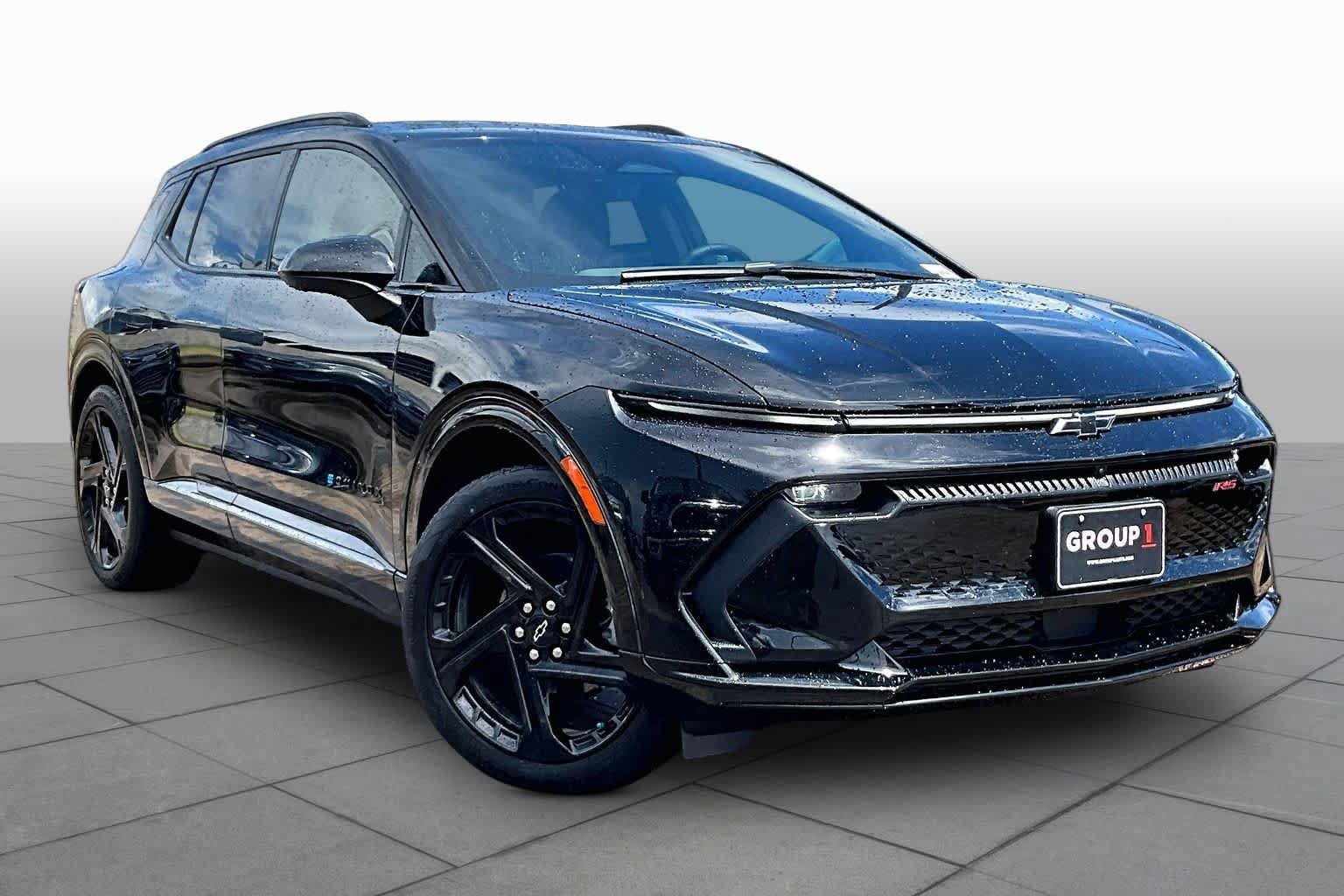 Used 2025 Chevrolet Equinox EV RS w/ Convenience Package II FWD image 2