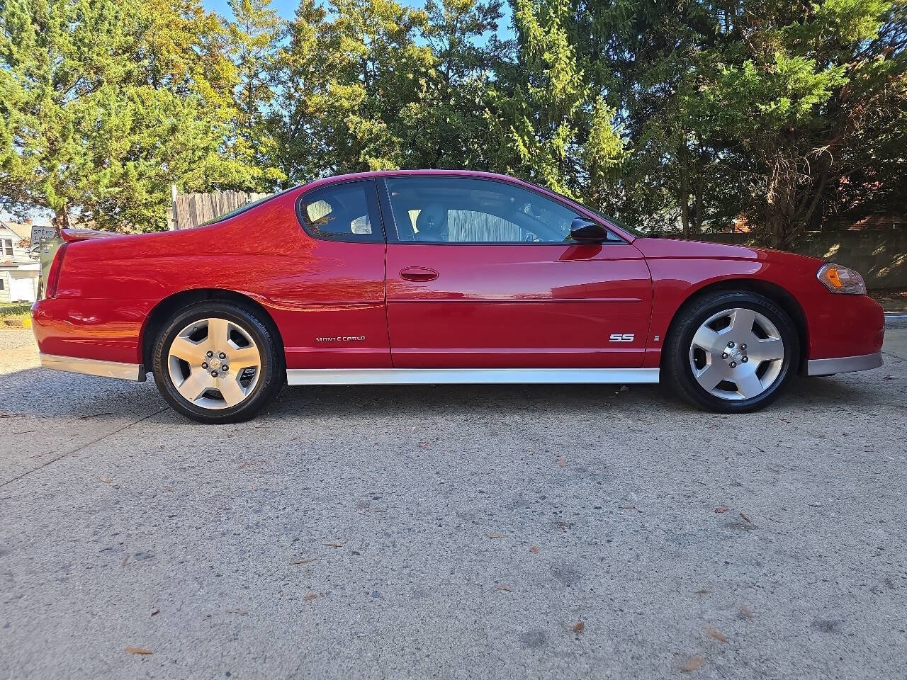Used 2007 Chevrolet Monte Carlo SS w/ Convenience Package image 42